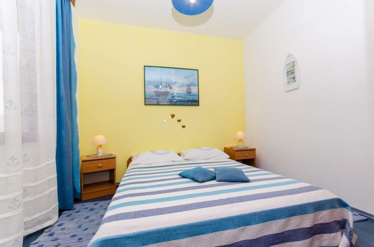 Apartment Slavka Račišće Buitenkant foto