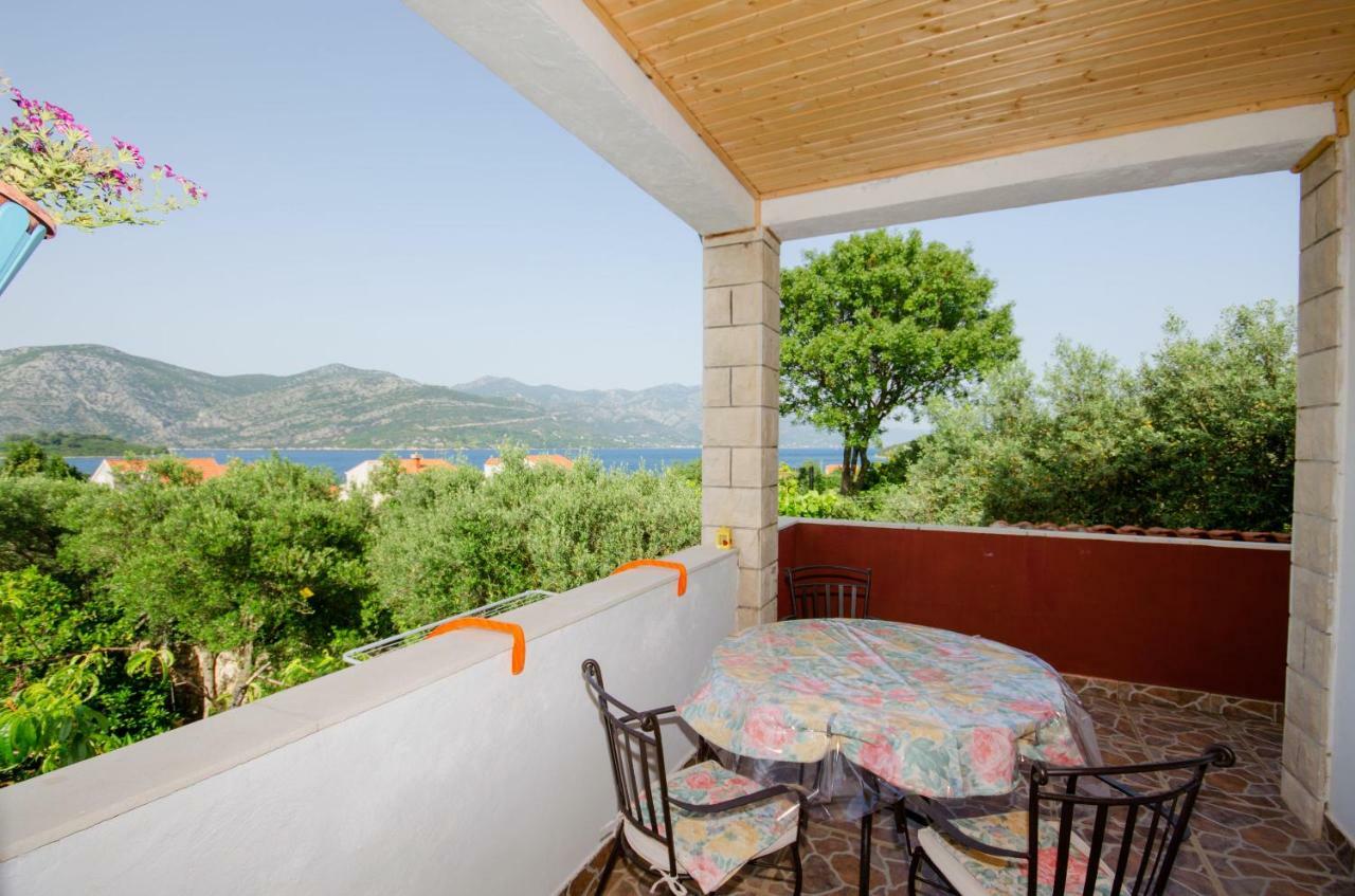 Apartment Slavka Račišće Buitenkant foto